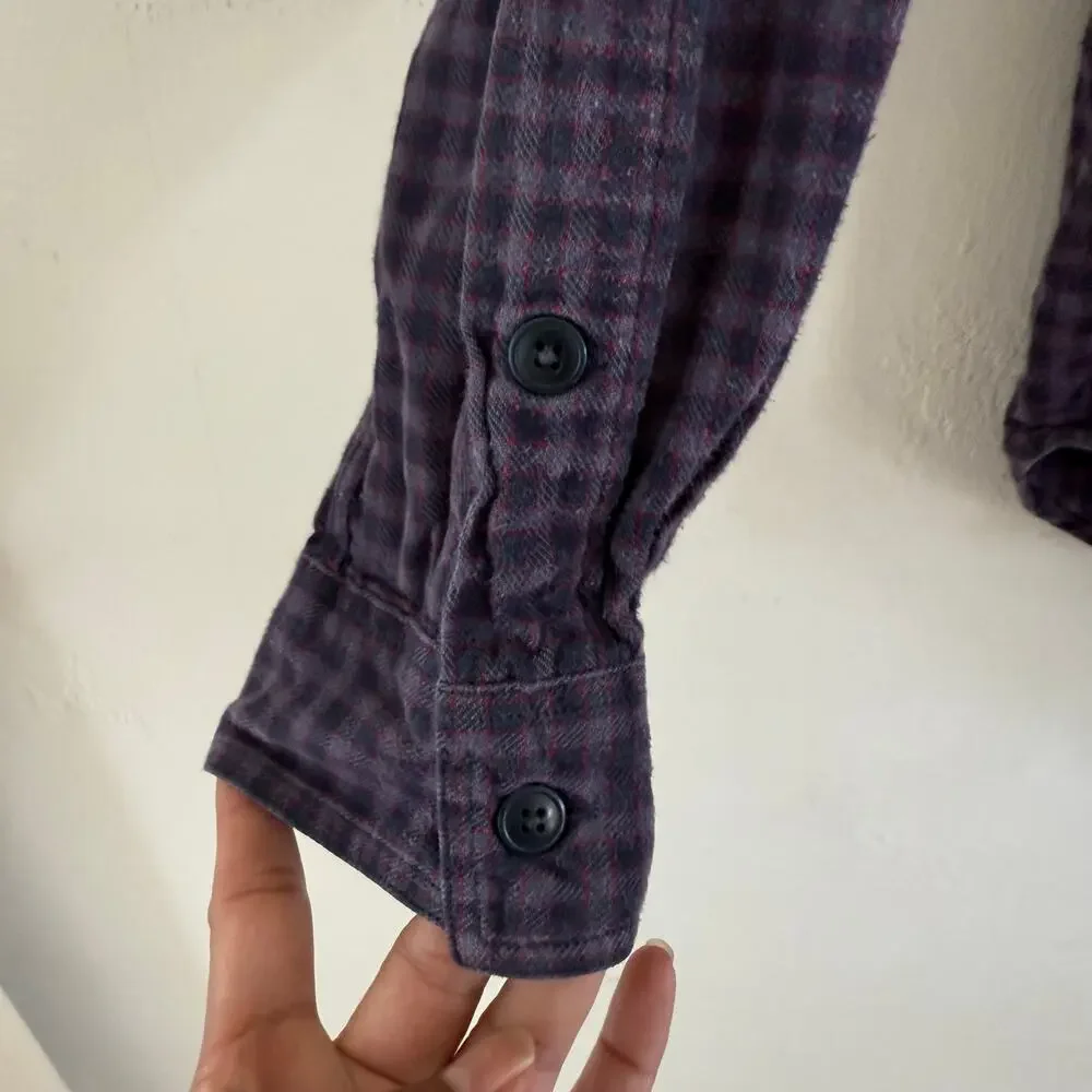 J. Crew 100% Cotton Flannel Long Sleeve Button Front Shirt‎ Men's Size Medium - Picture 4 of 7